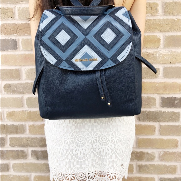 Gaby’sBags👜💕-Michael Kors Large Backpack Blue - Picture 2 of 8